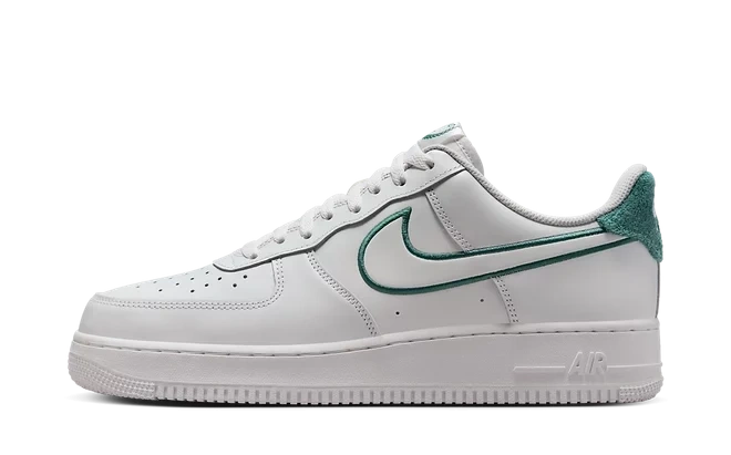 Photo du produit Nike Air Force 1 Low Resort and Sport