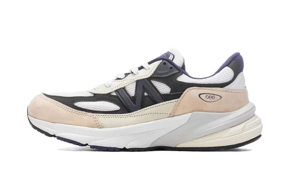 New Balance 990v6 MiUSA Teddy Santis White Black Plum Produktfoto