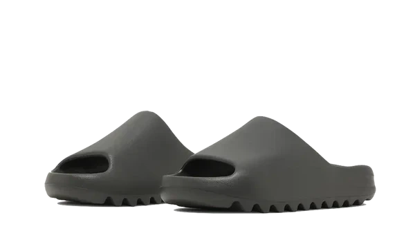 Yeezy Slide Dark Onyx - Image 1