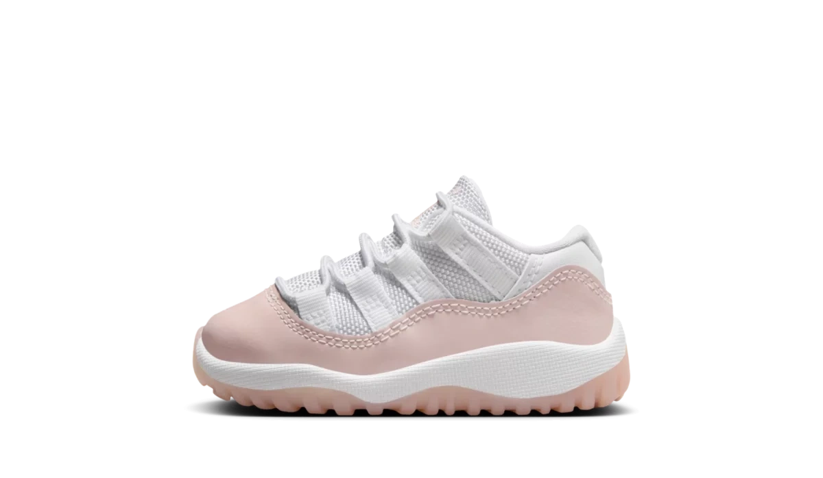 Air Jordan 11 Low 'Legend Pink' (TD) productfoto