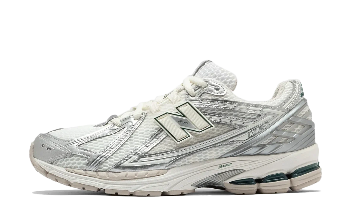 Foto del prodotto New Balance M1906R 'Silver Metallic'