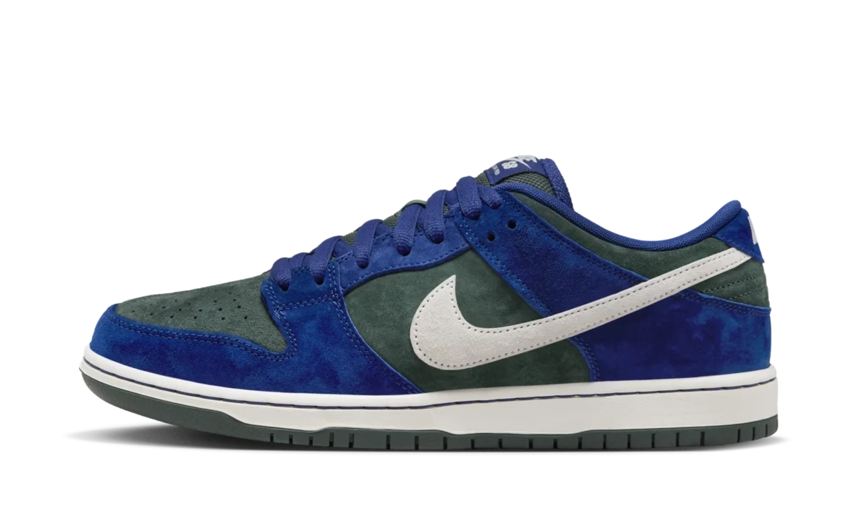Nike SB Dunk Low Deep Royal Blue product photo