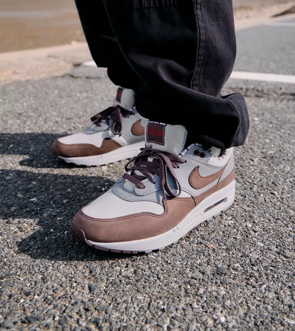 /browse/nike/nike-air-max-1-premium-shima-shima-2023