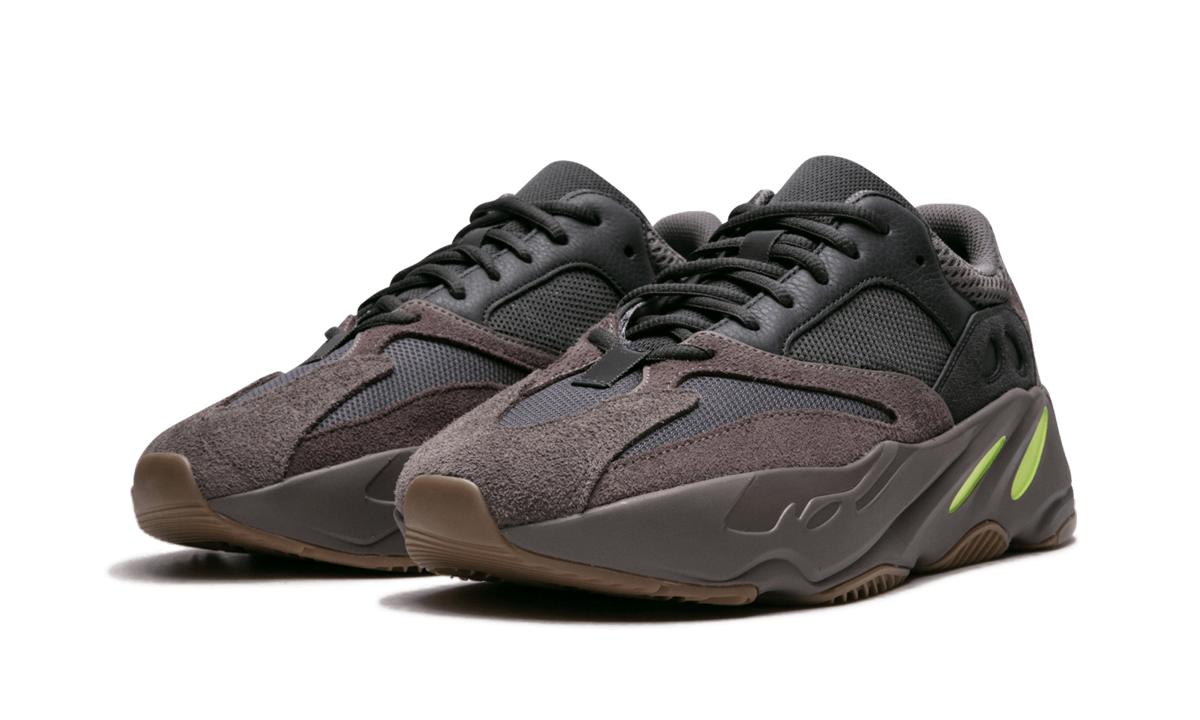 Yeezy 700 Mauve