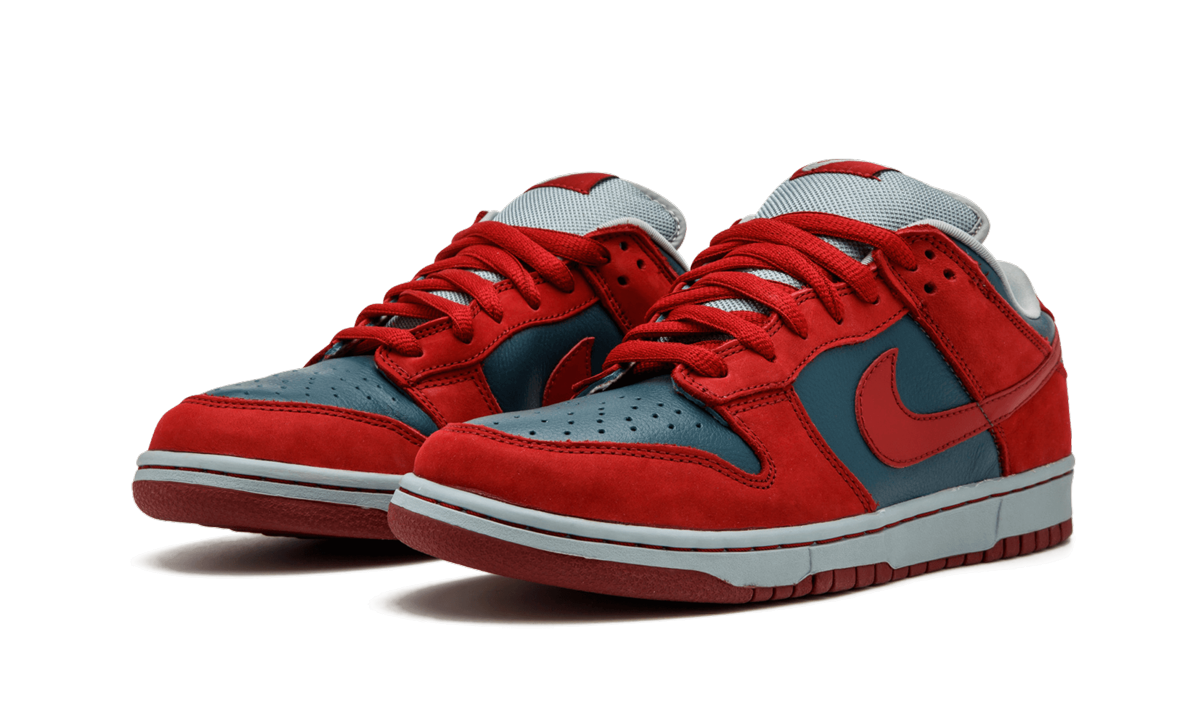 Nike SB Dunk Low Shark