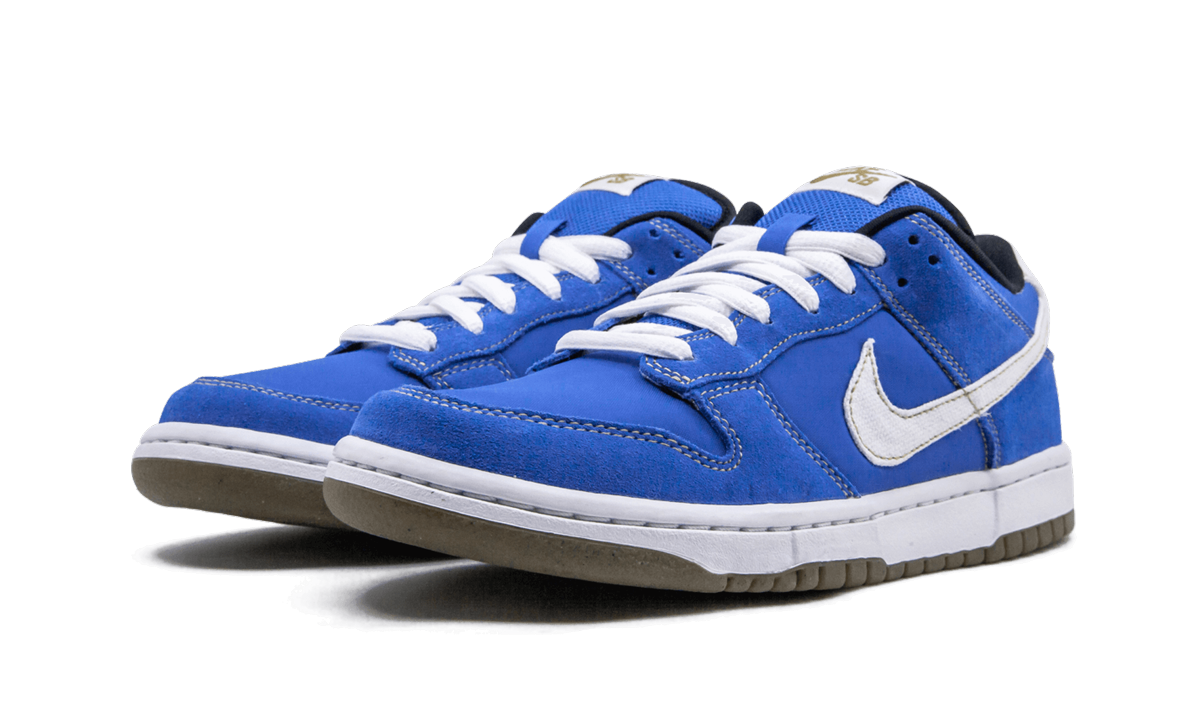 Nike Dunk SB Low Street Fighter Chun Li