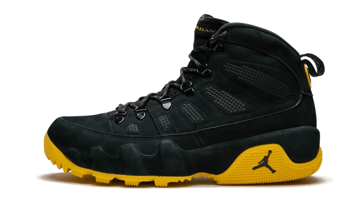 Jordan 9 Retro Boot Michigan PE