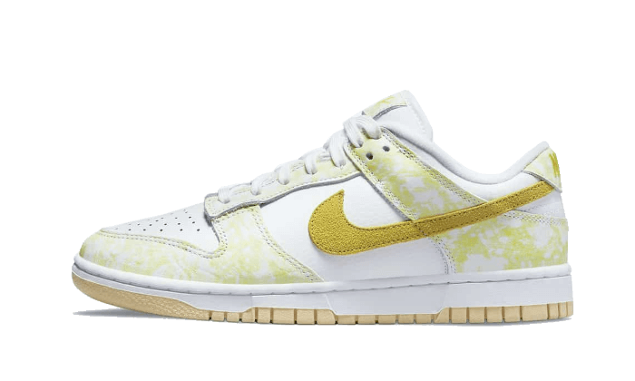 Nike Dunk Low Yellow Strike (W)