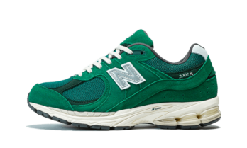 New Balance 2002R Nightwatch Green