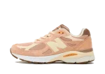 New Balance 990v3 MiUSA size? Exclusive Orange Cream