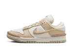 Nike Dunk Low Twist ‘Sanddrift’ (W)