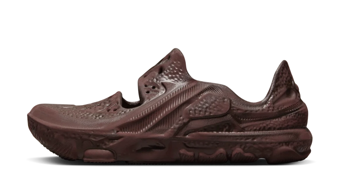 Nike ISPA Universal Natural Earth