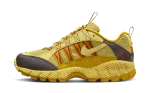 Nike Air Humara Buff Gold