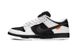 Nike SB Dunk Low TIGHTBOOTH