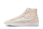 Nike Blazer Mid ’77 ‘Light Orewood Brown’ (W)