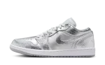 Jordan 1 Low SE Metallic Silver (W)