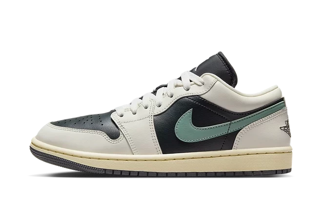 Jordan 1 Low Jade Smoke (W)