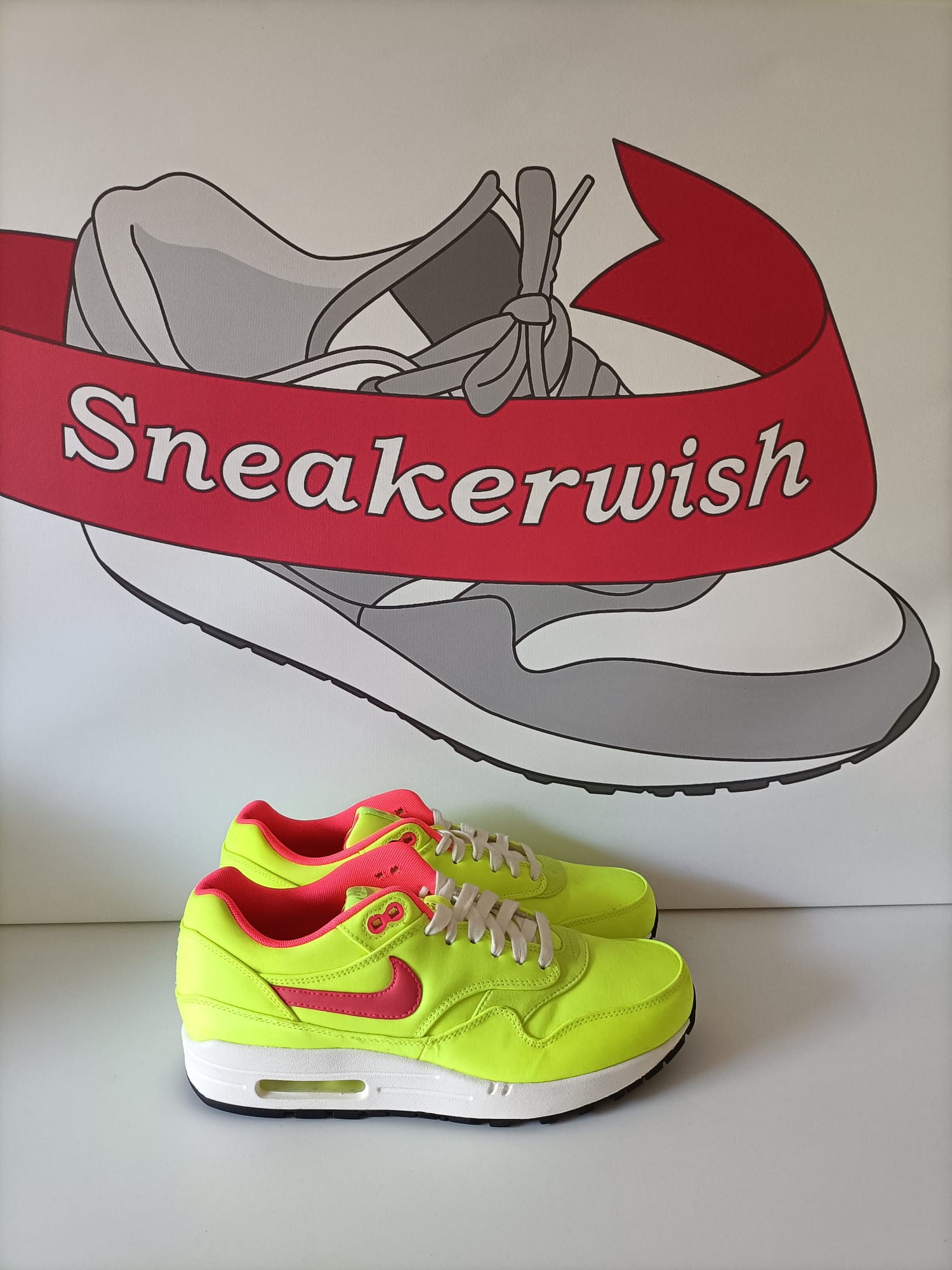 Nike Air Max 1 Magista Volt