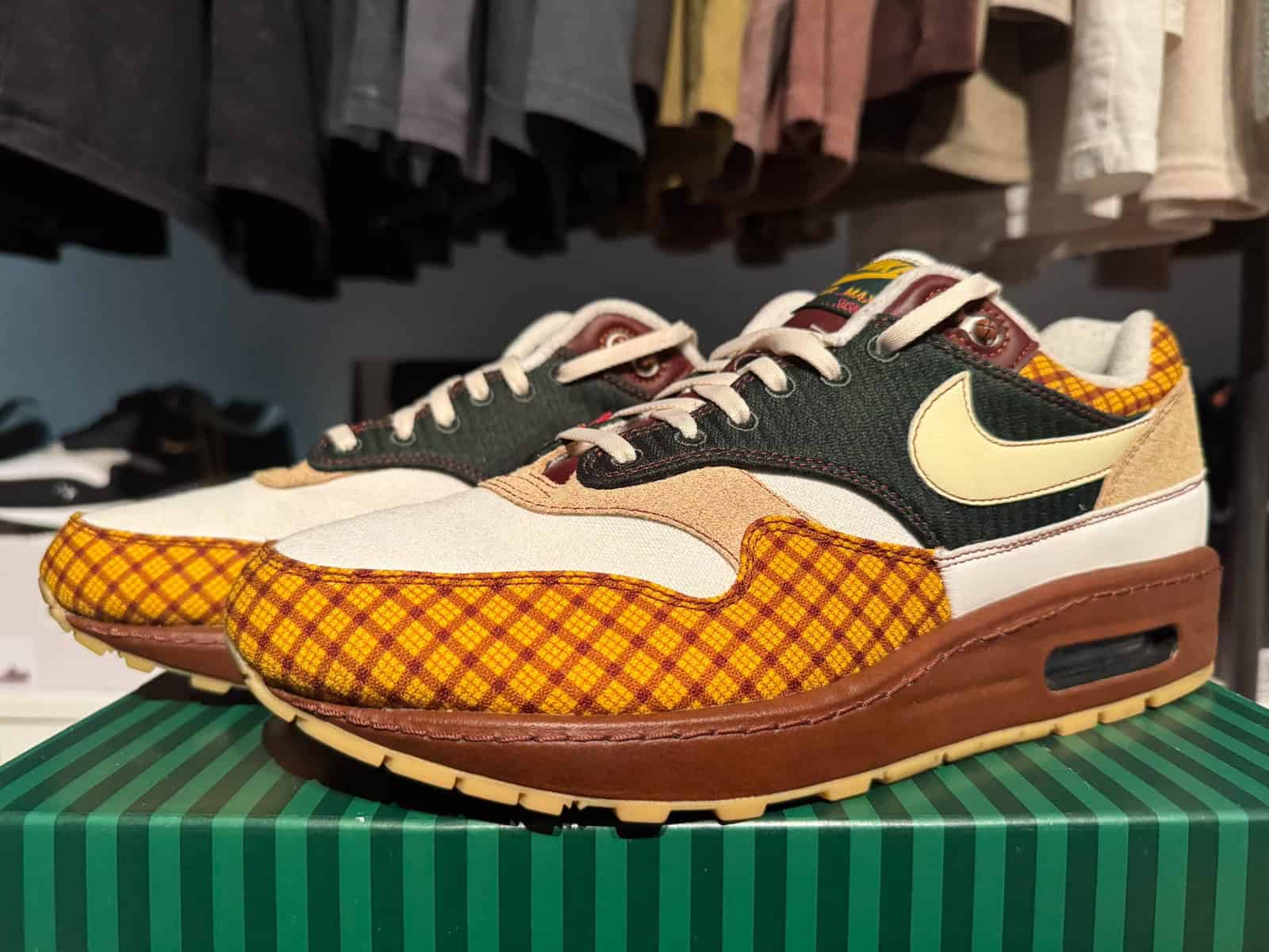 Nike Air Max 1 Susan Missing Link