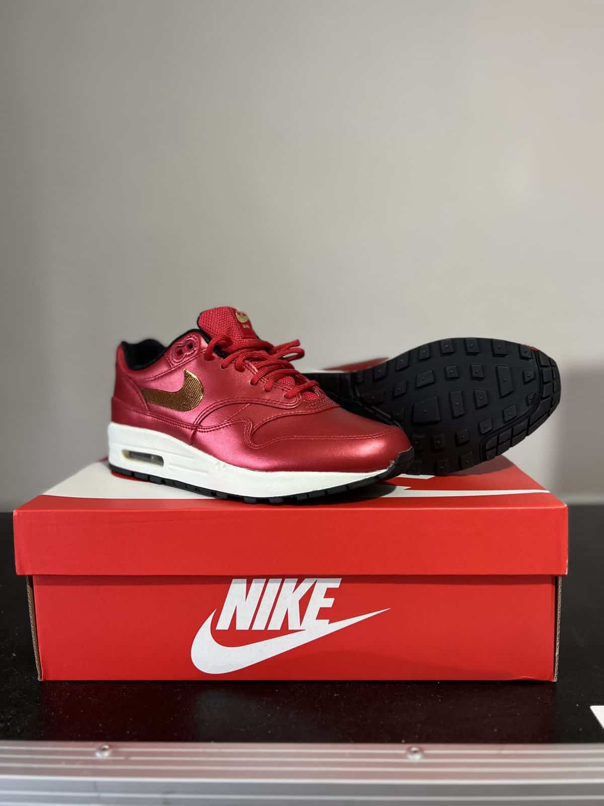 Nike Air Max 1 Red Gold Sequin (W)