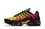 Nike Air Max Plus Black Volt Solar Red (W)