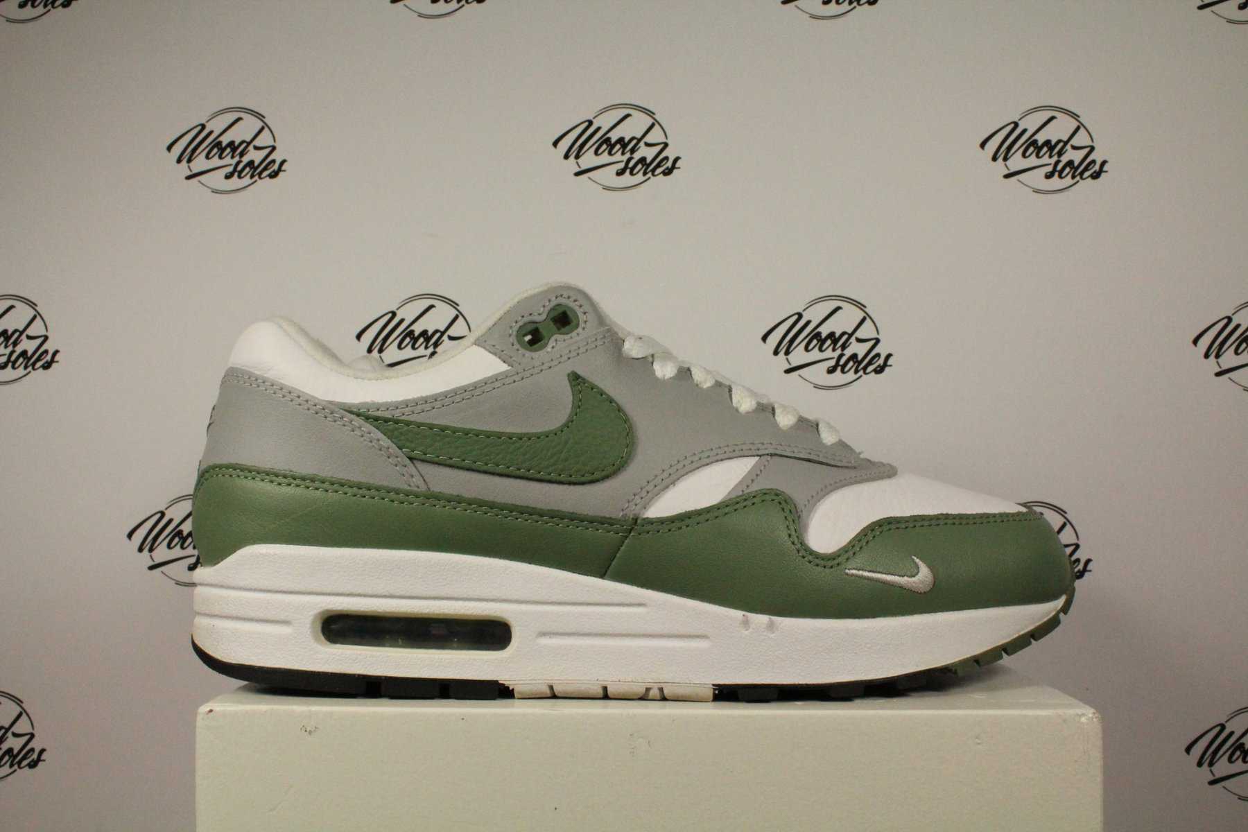 Nike Air Max 1 Spiral Sage