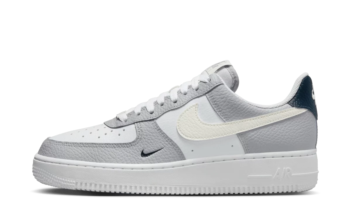 Nike Air Force 1 ’07 WMNS ‘Wolf Grey’ (W)