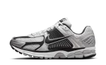 Nike Zoom Vomero 5 Metallic Silver Black