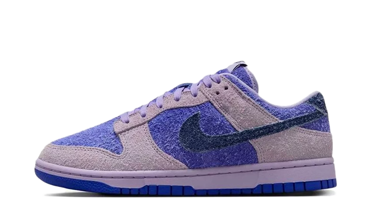 Nike Dunk Low SE Hydrangeas (W)