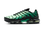 Nike Air Max Plus Vapor Green Malachite Black Light Lemon Twist
